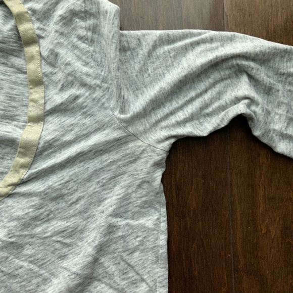 J. CREW long sleeve cotton tee. Size S. - Picture 3 of 9